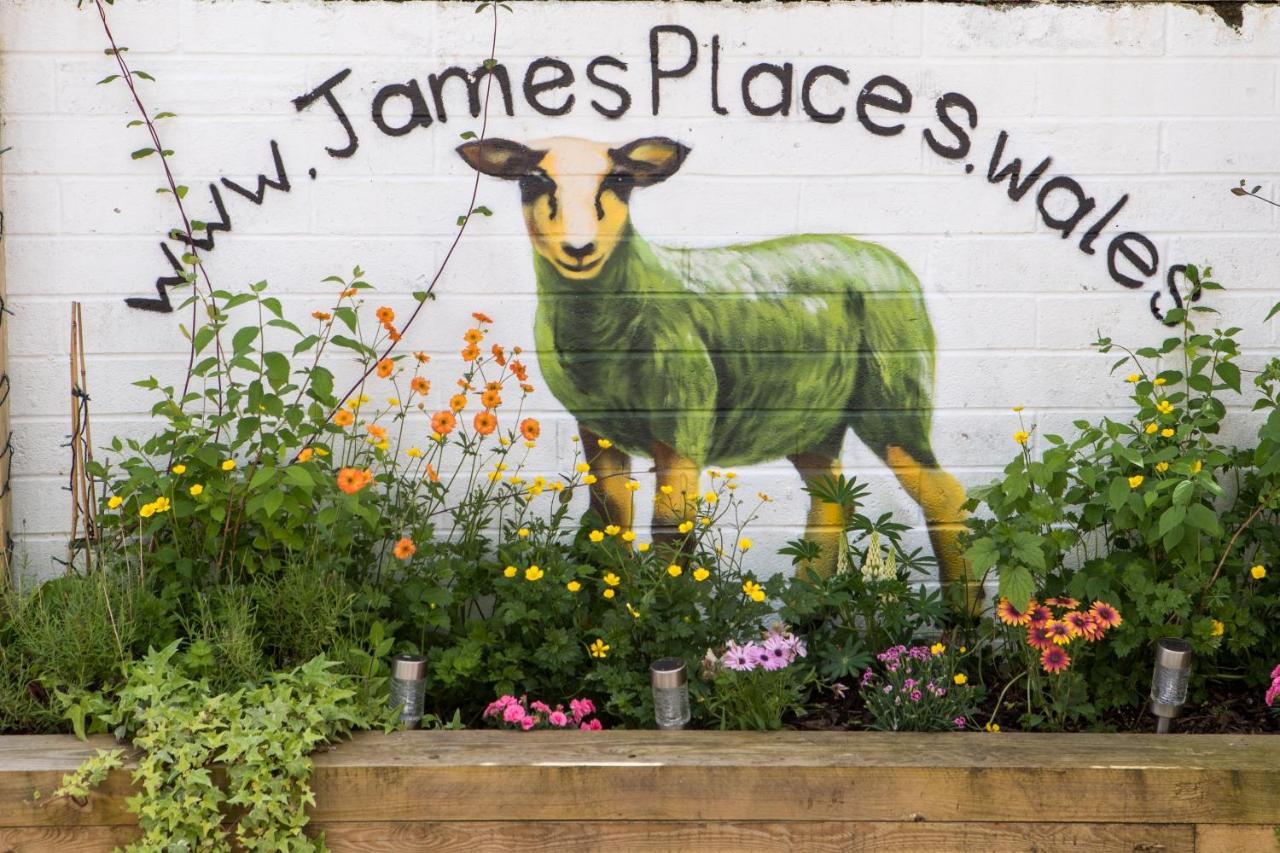 James' Place @ Bike Park Wales And The Brecon Beacons Merthyr Tydfil Exterior foto