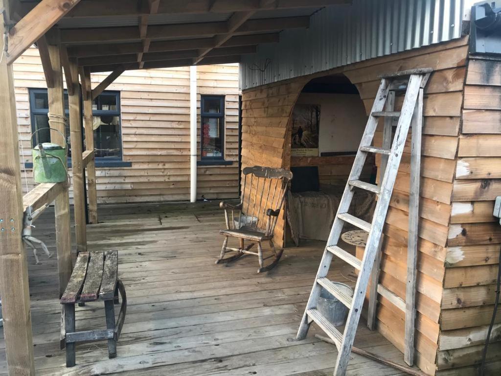 James' Place @ Bike Park Wales And The Brecon Beacons Merthyr Tydfil Habitación foto